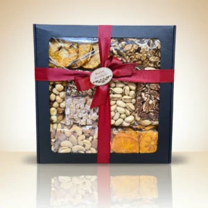 Didelė elegantiška dovana juodoje dėžėje – riešutai ir vaisiai – Vai Nai