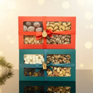 Spalvota dovana mažoje dėžutėje – 4 produktai riešutai ir vaisiai